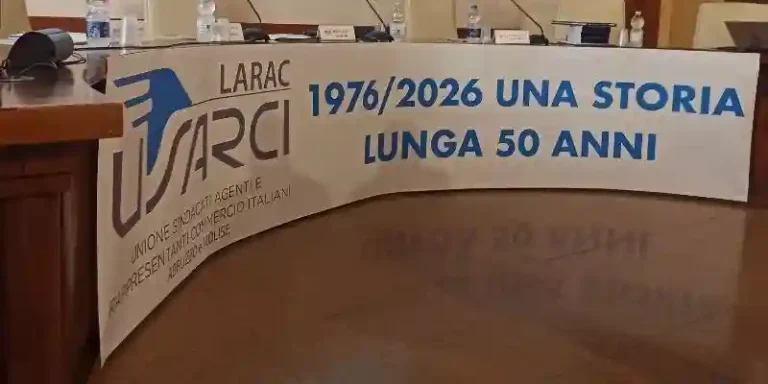 Al Congresso Usarci di Pescara, lo storico presidente Bruno Rossi lascia la guida dopo 18 anni: le sfide del futuro per l'agente di commercio tra AI e ZTL.